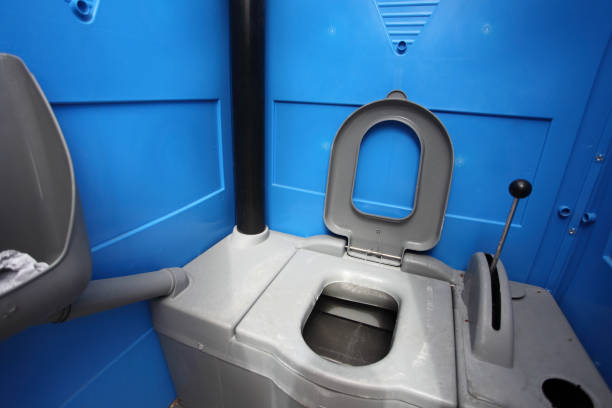 Best Portable restroom trailer rental  in Brandywine Bay, NC